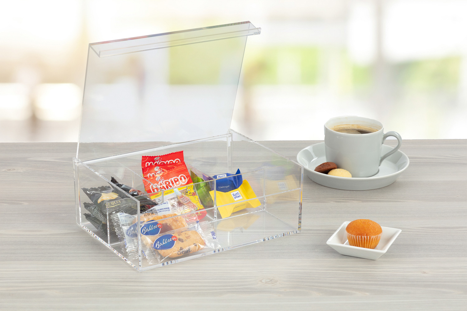 Teebox/Multibox DARJEELING, Maße: 220x170mm, Höhe 8,5cm, Acryl, 3 Fächer für kuvertierte Tee- beutel, sowie Platz für Zuckersticks/Einzelgebäck.