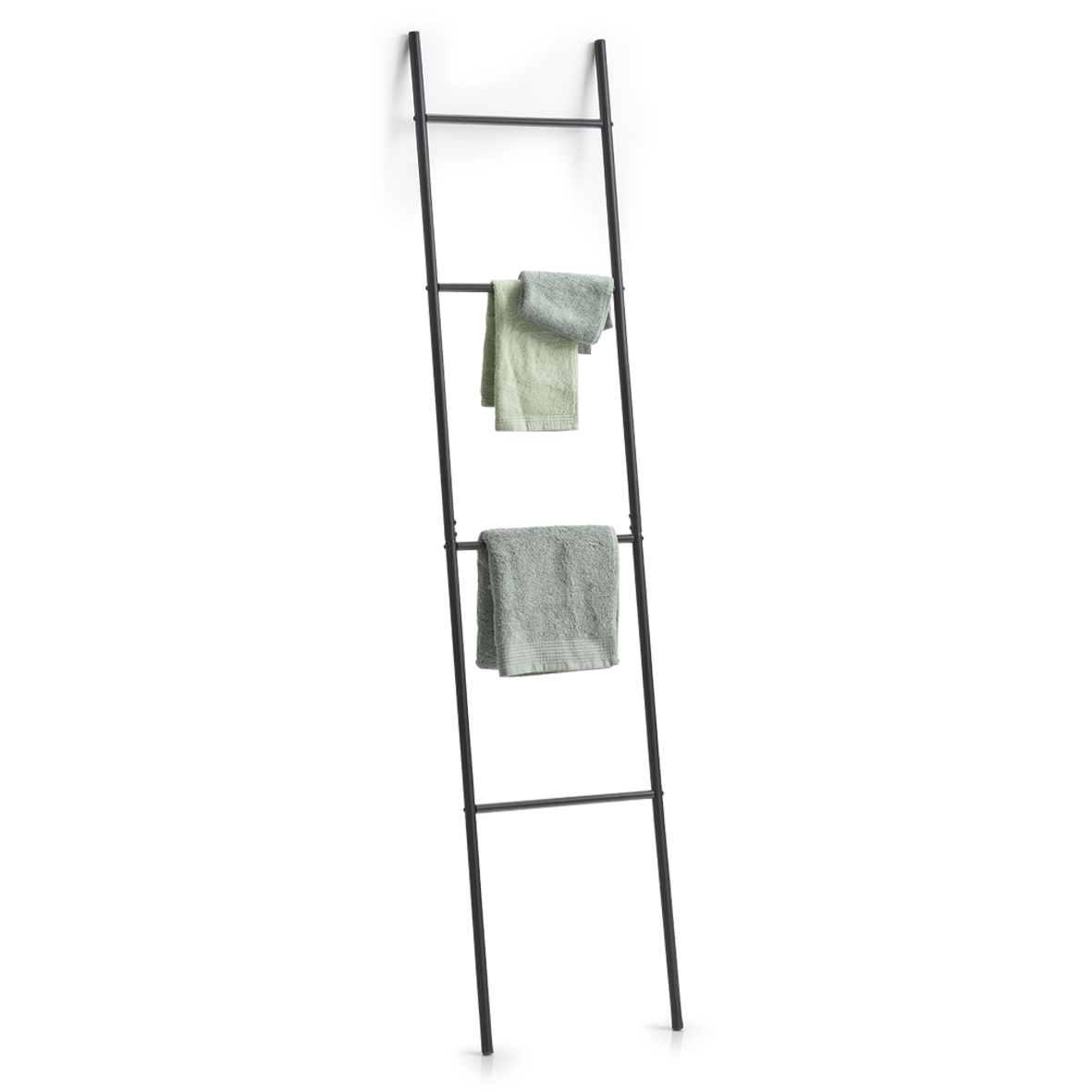 Leiter-Handtuchhalter, Metall lackiert, 38x2x176 cm. Farbe: schwarz. Praktisch und im modernen Industrial-Design kommt dieses Standregal daher.