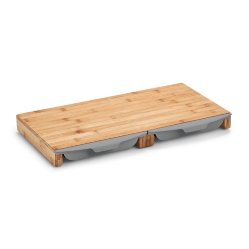 Schneidebrett, Bambus geölt; Kunststoff ABS, Bamboo/Kunststoff, 50x28,5x4,5 cm. Farbe: natur. Ob für Schnittgut oder dessen Abfälle, mit unserem