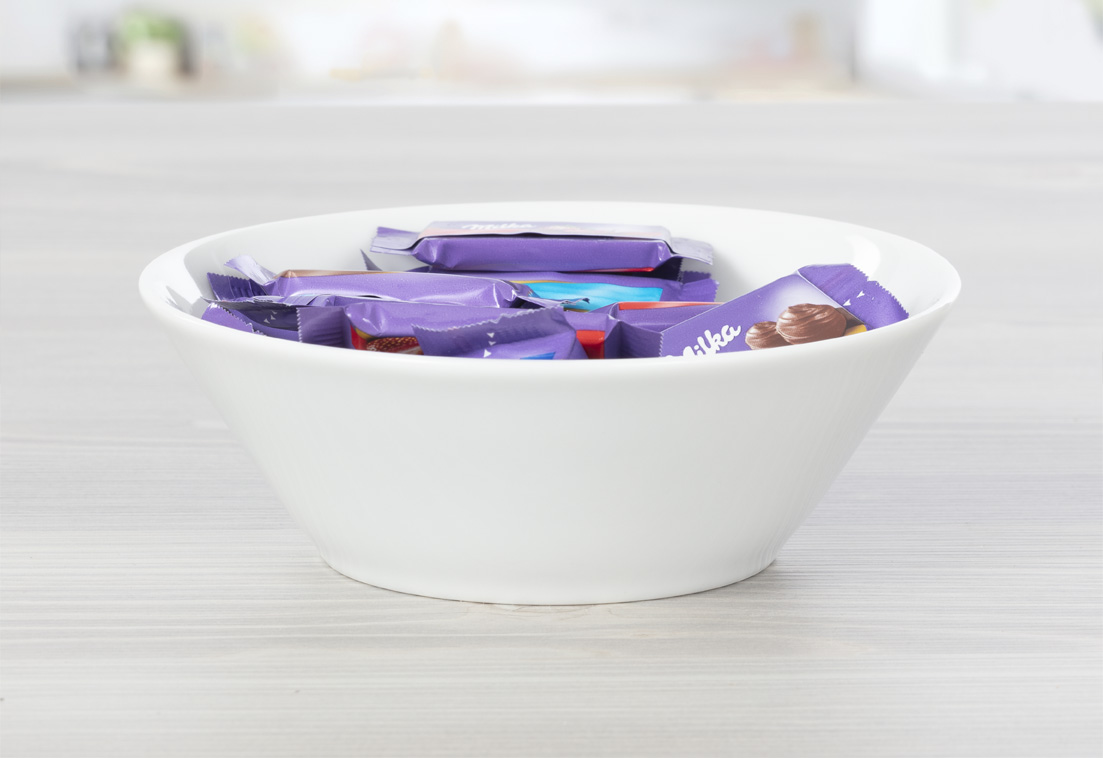 Schüssel ISTA, Durchm. 14 cm, von caterado, aus weißem Porzellan. Made in Europe. Höhe 4,8 cm.