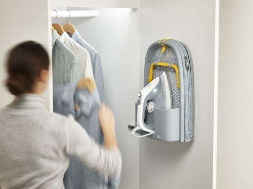 Joseph Joseph Pocket Plus Klappbares Tisch-Bügelbrett