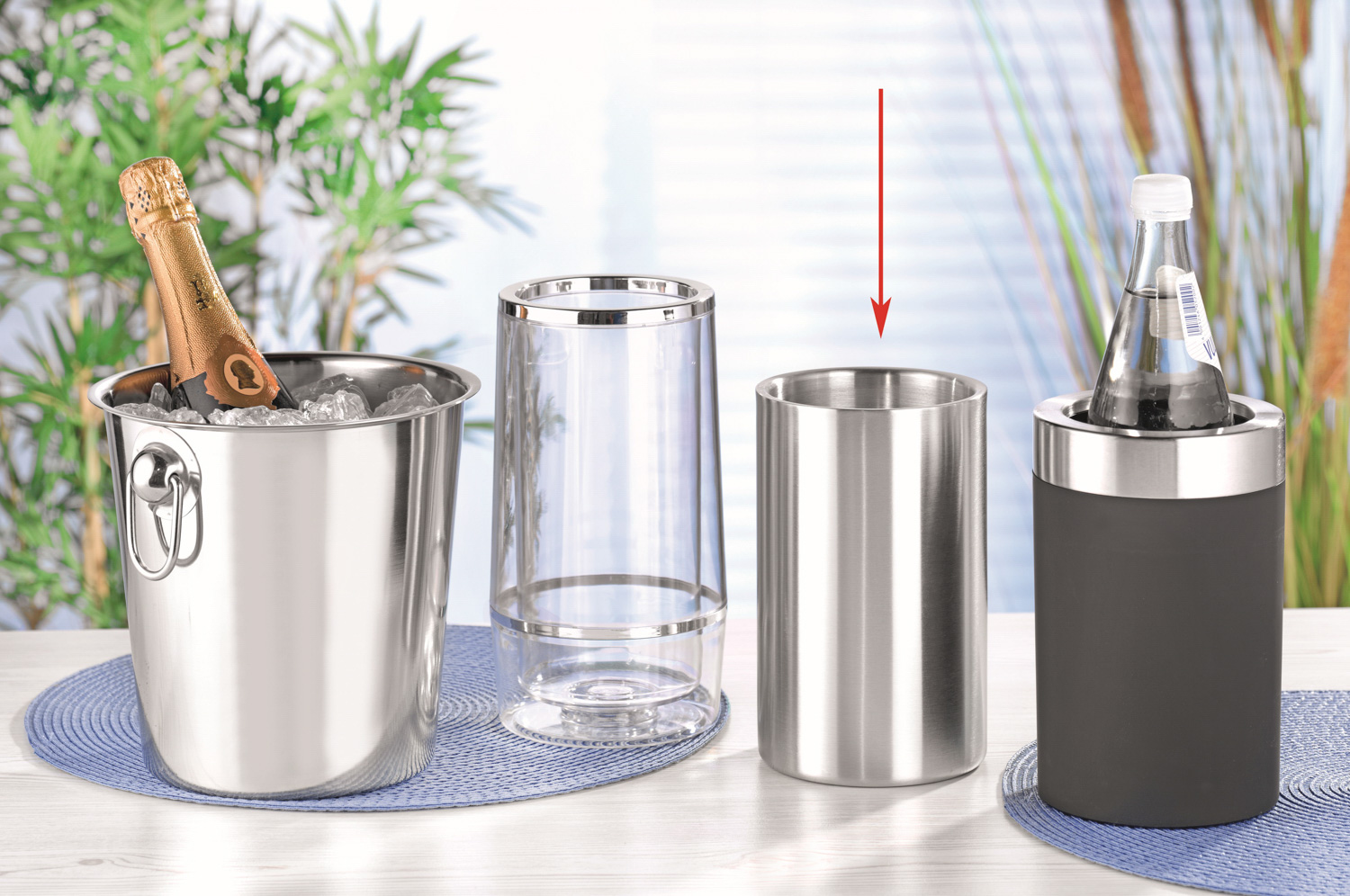 Flaschenkühler MIAMI von caterado. Aus Edelstahl 18/10, gebürstet. Doppelwandig. Höhe: 19,5 cm, Durchmesser: 12 cm.