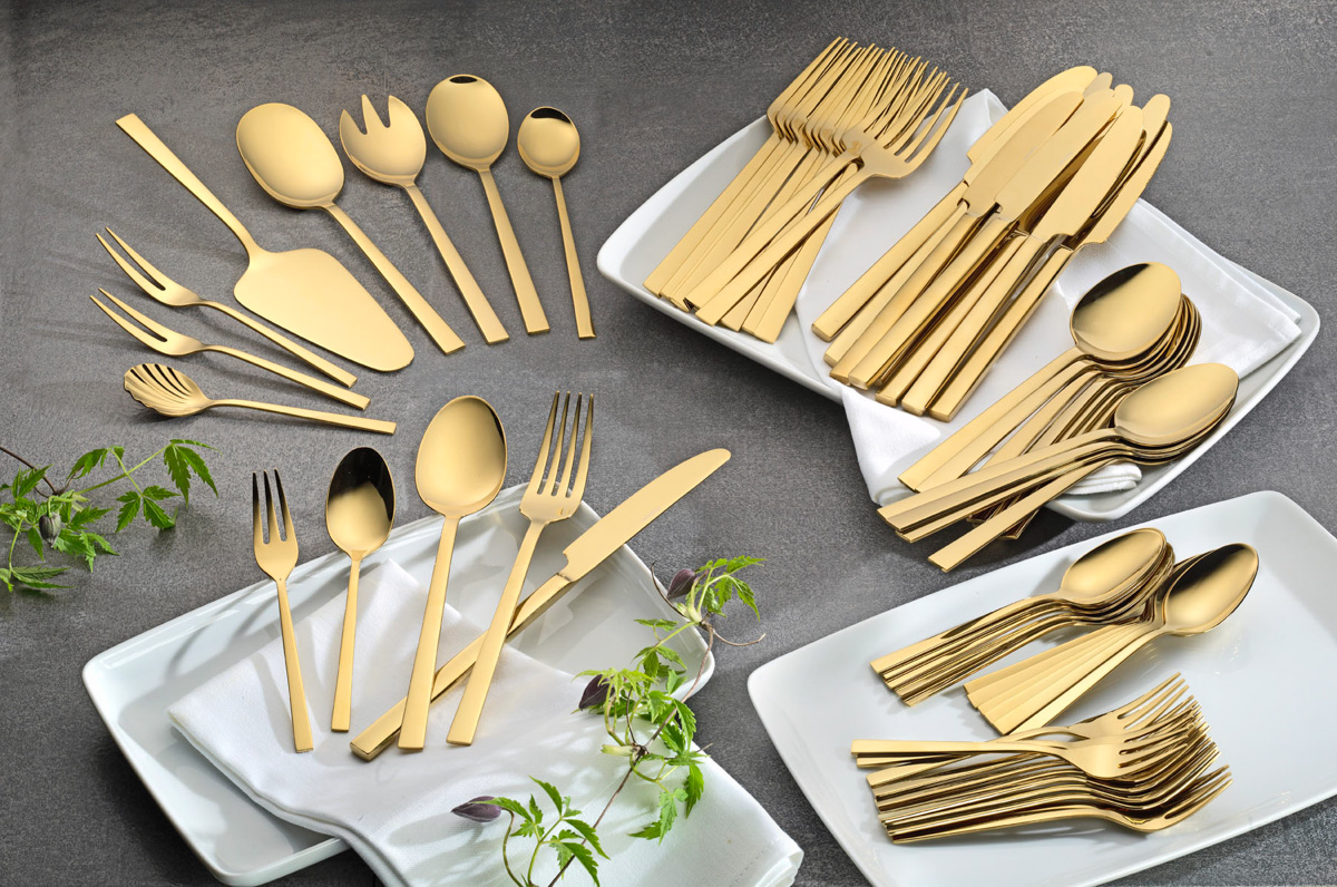 68-teiliges Besteck MELINA, Edelstahl, mit PVD-Beschichtung Farbe Gold.