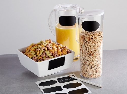 72 Beschriftungskarten 12 Bögen mit je 6 Motiven PVC, schwarz selbstklebend wasserfest Farbe: Schwarz