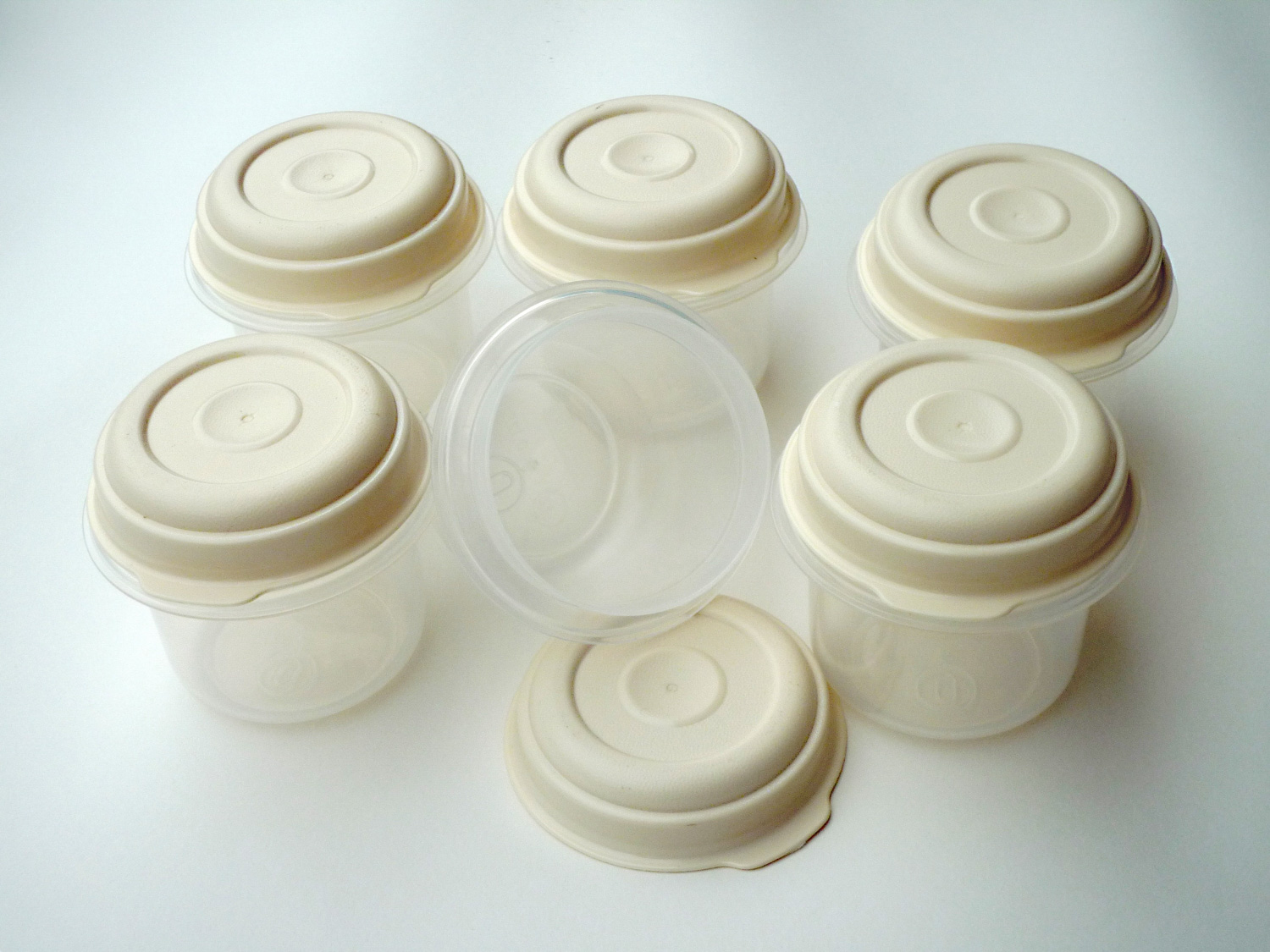 Rückstellprobenbecher mit Deckel, Inhalt: 125 ml, Höhe 68 mm, Ø 60 mm, aus Polypropylen, hitze- und gefrierstabil