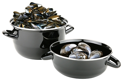 Servier-Muscheltopf für 2 kg Ø 24 cm schwarz emailiertes Stahlblech mit Edelstahlrand Inhalt: Topf 5,20 Liter Deckel: 2,70