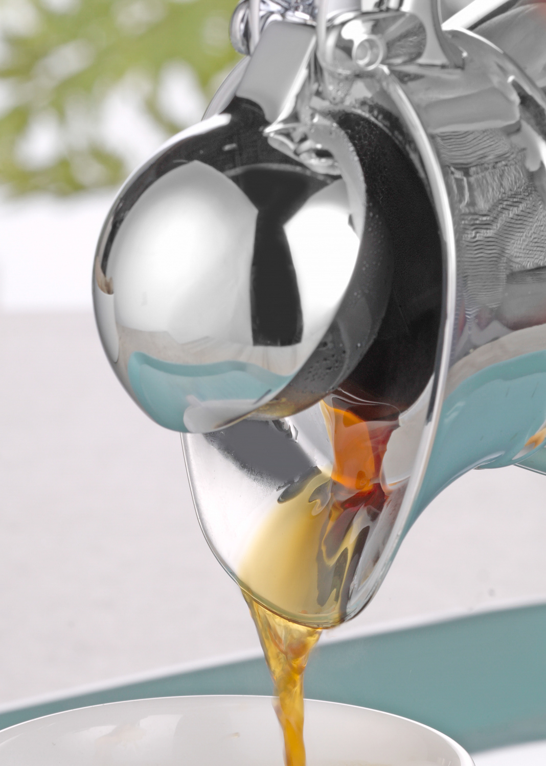 Isolierkanne EMPIRE, Inhalt: 1,5 Liter, Höhe: 210 mm, aus Edelstahl 18/10, doppelwandig, unzerbrechlich, spülmaschinengeeignet,