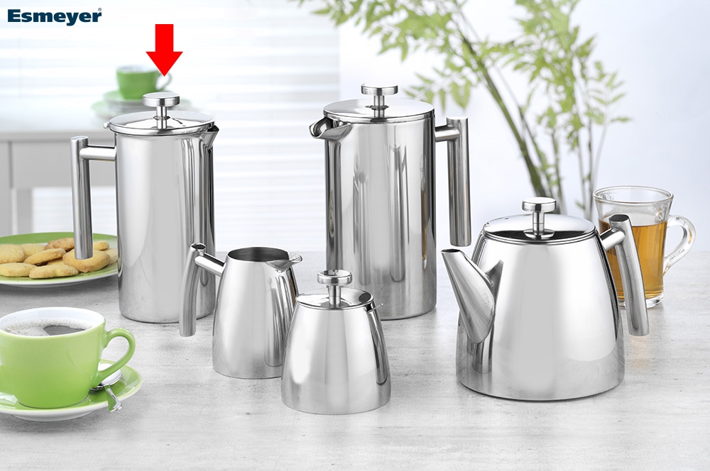 Universal-Kanne "STRATFORD" v. caterado, aus Edel- stahl 18/10, poliert, einwandig. Volumen 1 Liter. Maße: ca. 15,5  x 20,7 x 9 cm (B x H x Durchm.)