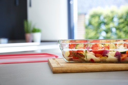 EMSA CLIP & CLOSE GLAS 0,18L aus Glas Aufbewahrungsbehälter, Glasbehälter, Stapelkante, Backofen-geeignet bis zu 420°C*,