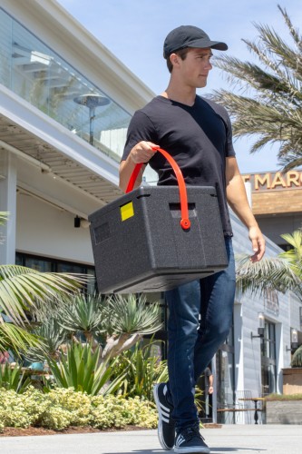 Cam GoBox Toplader EPP280 GN1/2-20cm mit rotem Gurt von Cambro