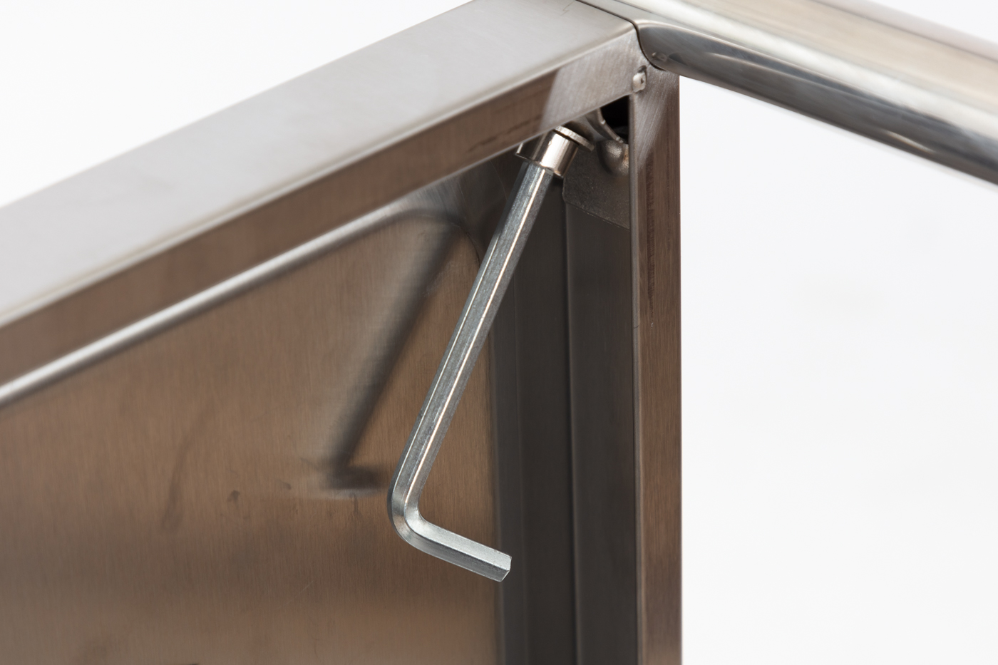 Servierwagen BUDGET mit drei Böden aus Edelstahl 18/0,