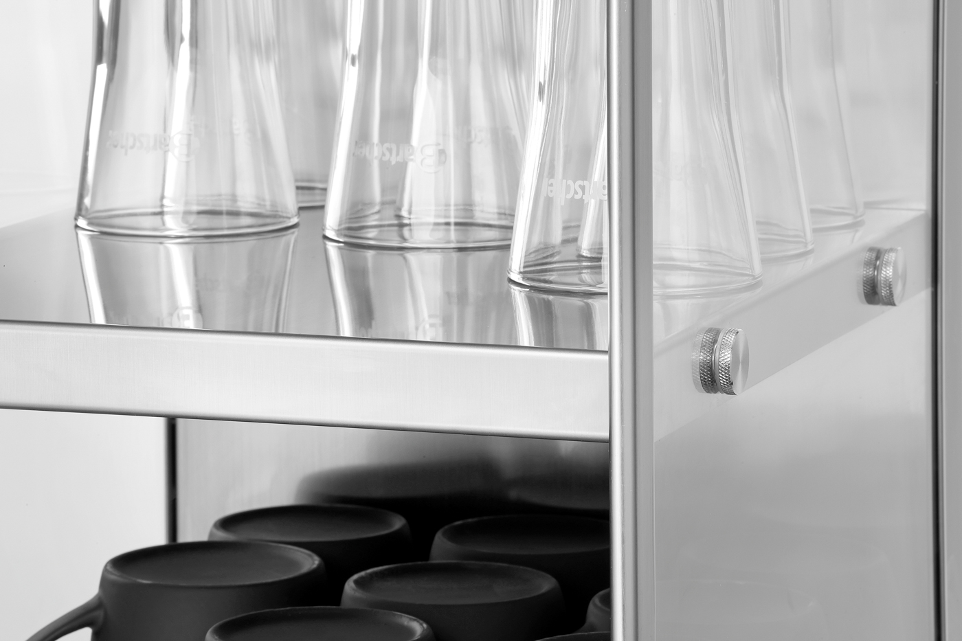 Bartscher Tassenwärmer TA1440 | Ein-/Ausschalter:Ja | Maße: 31 x 42 x 54,0 cm. Gewicht: 14,4 kg