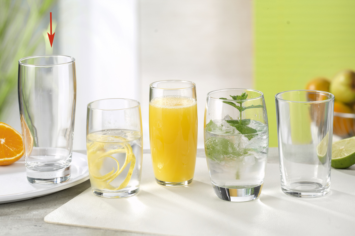 Becherglas WILLI, Inhalt: 0,5 Liter, Höhe: 165 mm, Durchmesser: 75 mm, Füllstrich bei 0,4 Liter.