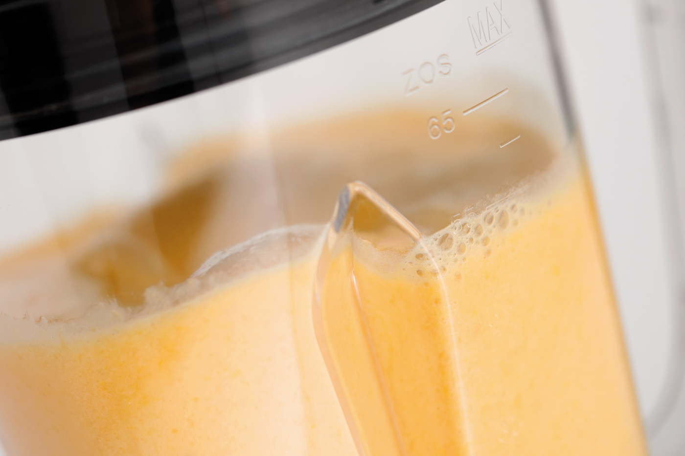 Bartscher Blender 2,6L | Ausführung Messer: Edelstahl ,6-flügelig | Maße: 22 x 21,5 x 485 cm. Gewicht: 5,2 kg