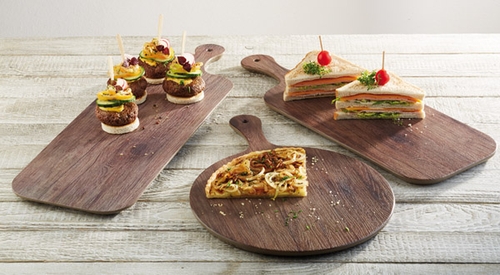 Tablett -OAK- 48 x 20 cm, H: 1,5 cm Melamin, Eichenoptik strukturierte Oberfläche Griff: 13 cm spülmaschinengeeignet