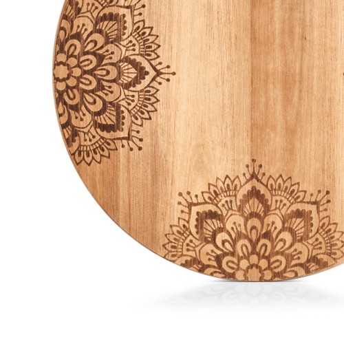 Schneide-/Servierbrett m. Print, Akazie. Ø: 270 mm. Höhe: 15 mm.