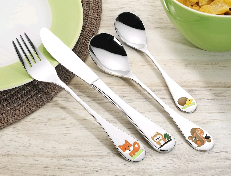 4-teiliges Kinderbesteck FOREST von Esmeyer, aus Edelstahl 18/10, poliert. Messer aus Klingenstahl.