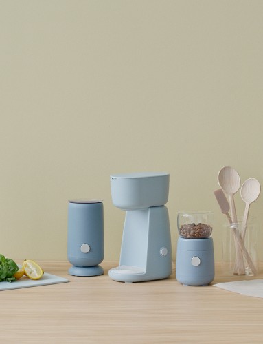 FOODIE single cup Kaffeemaschine 0.4 l. light blau, Maße: 100 x 70 x 195 mm