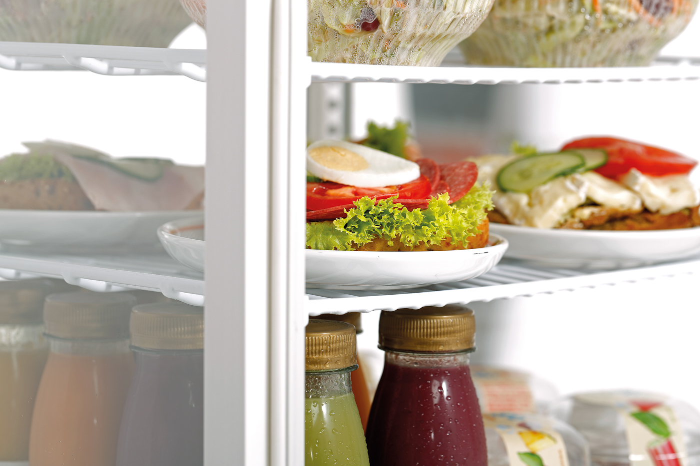 Bartscher Mini-Kühlvitrine 78L, weiß | Art derVerglasung: Doppel-Verglasung | Maße: 43,5 x 38,5x 96,0 cm. Gewicht: 33,2 kg