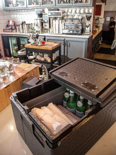 Cam GoBox Klappdeckel für Standard GN1/1 EPP Toplader von Cambro