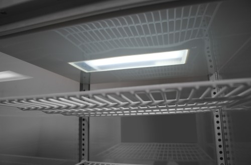 HENDI Aufsatz Kühlitrine 78 Liter - 230 V - 170 W - 452x406x(H)966 mm