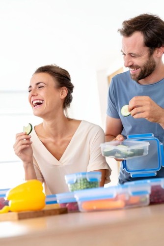 Emsa CLIP & CLOSE Frischhaltedose - quadratisch - 1,30 Liter aus Kunststoff - 100 % dicht - Made in Germany - BPA-frei