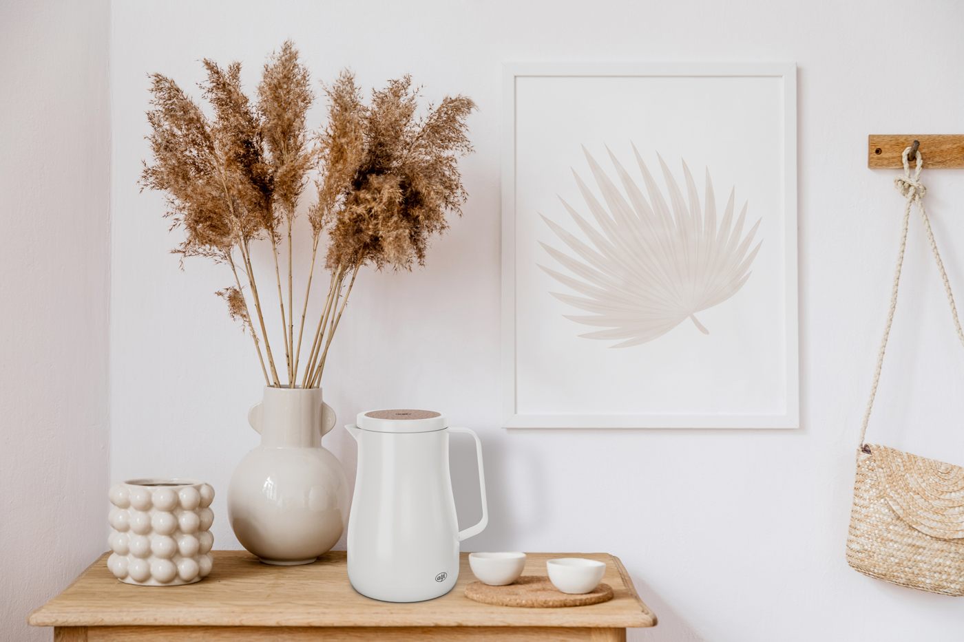 Isolierkanne Studio 0,7 l; funktionales Design by pearl creative Christian Rummel & Tim Storti; hochwertiger doppelwandiger Edelstahl porcelain