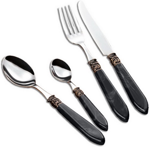 24-teiliges Besteck HELENA, schwarz aus Edelstahl 18/0, poliert. Messer aus Klingenstahl.