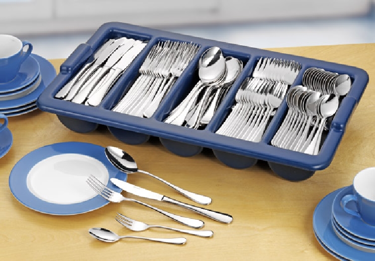 Sparset CELINE aus Edelstahl 18/10, poliert, Messer aus Klingenstahl.