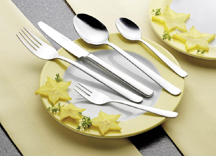 Menügabel TINA, aus Edelstahl 18/0, poliert, Länge: 19,8 cm. Materialstärke 1,8 mm.