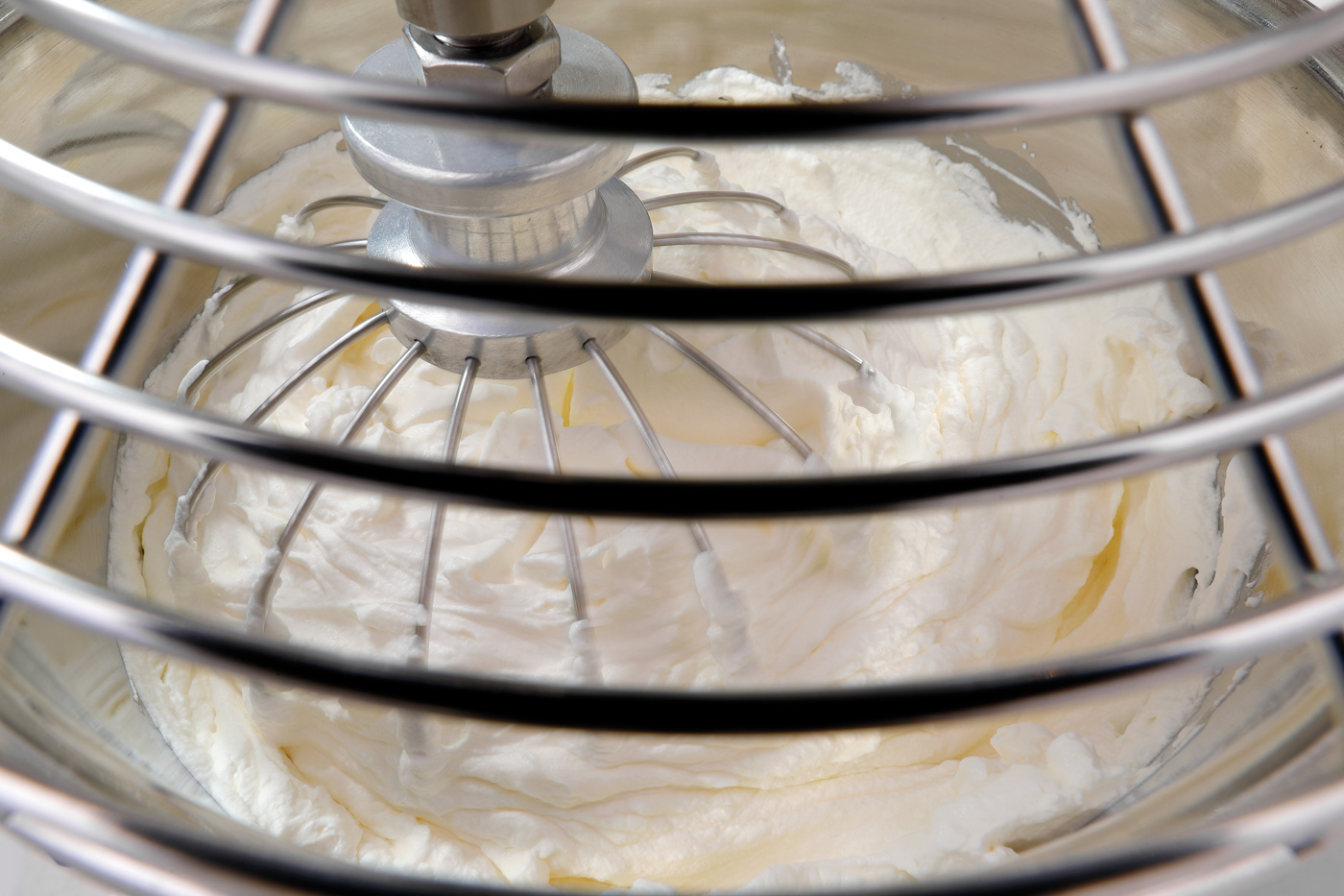 Bartscher Planetenrührmaschine 0,75kg/5L AS |Motorschutz: Nein | Maße: 23 x 26 x 41,5 cm.Gewicht: 14,8 kg