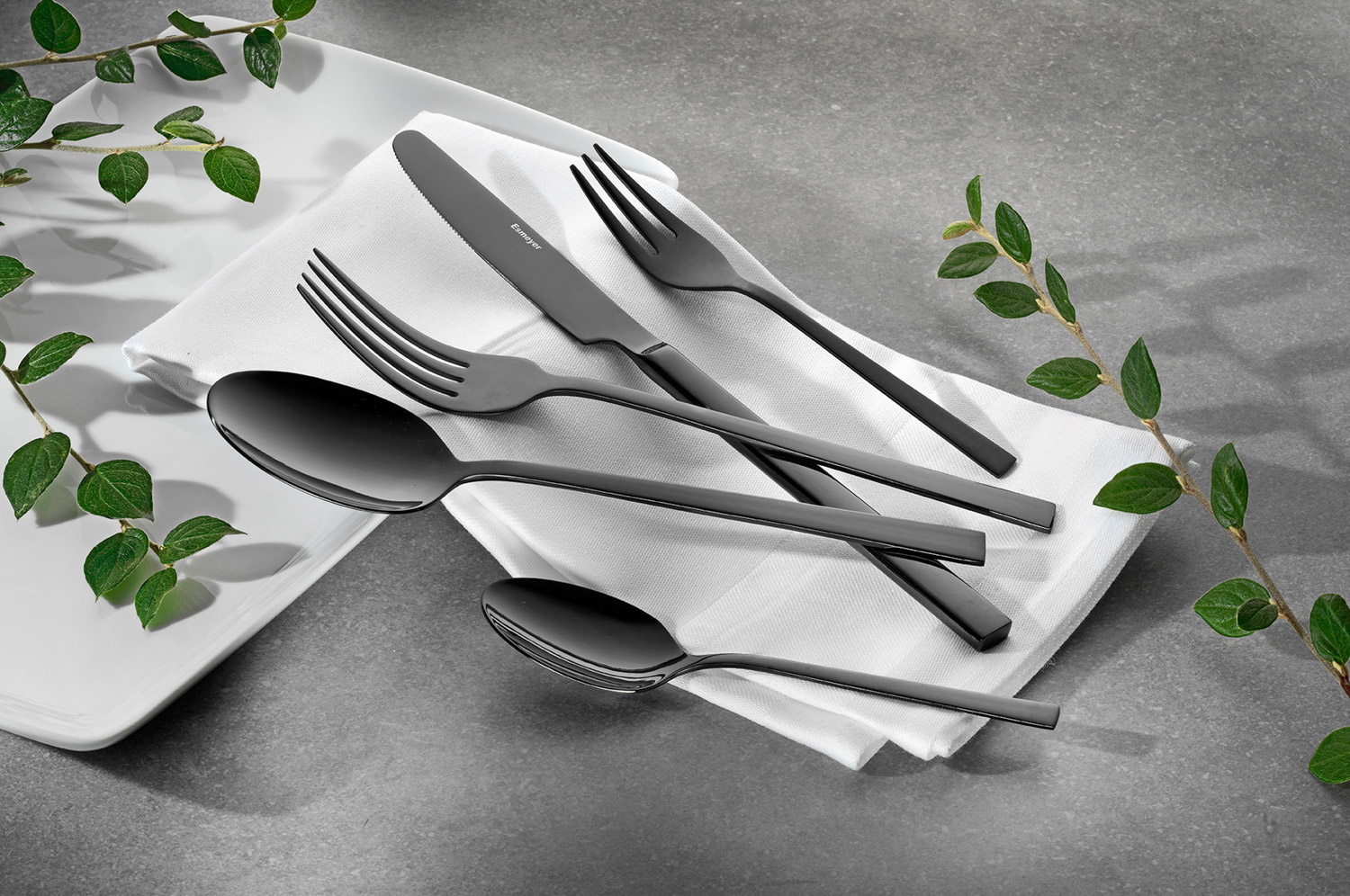 30-teiliges Besteck MELINA, Edelstahl mit PVD-Beschichtung in schwarz,