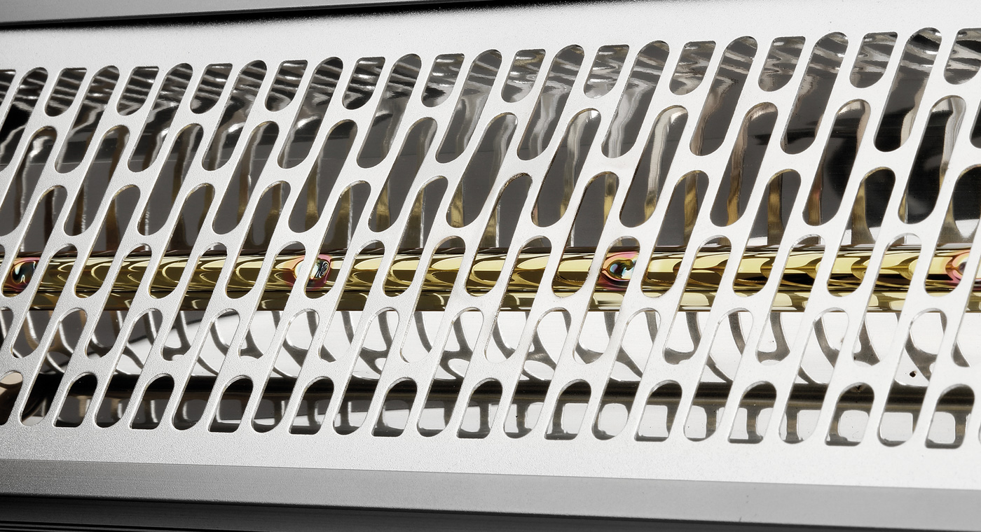 Bartscher Heizstrahler W2000 E | Einsetzbar im:Innen- und Außenbereich | Maße: 61,5 x 6 x 10,0cm. Gewicht: 1,6 kg