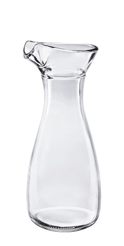 Karaffe. Glas. geeicht, mit Schnaupe.