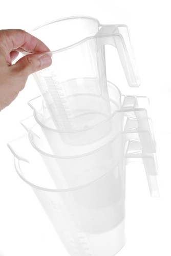 Messbecher, 5 Liter, aus PP, stapelbar. Mit seitlicher Skalierung. Dank der Form des Griffes