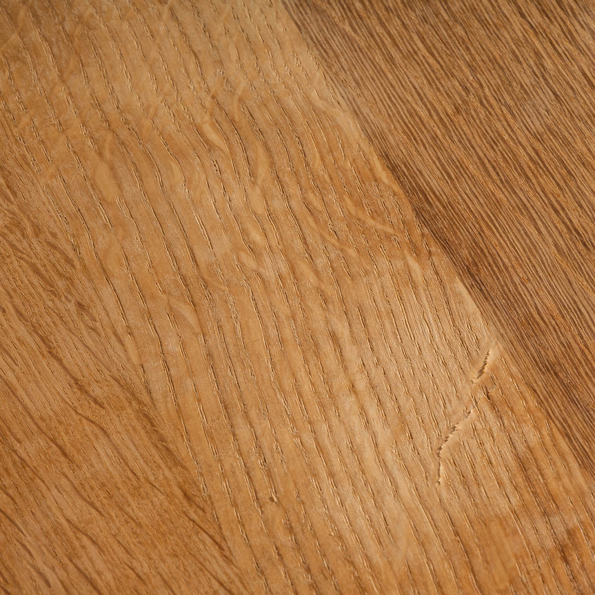 Servierbrett -PIZZA-, Ø 29 cm, H: 2 cm, Eichenholz, geölt, mit Saftrinne, mit 2 Griffmulden