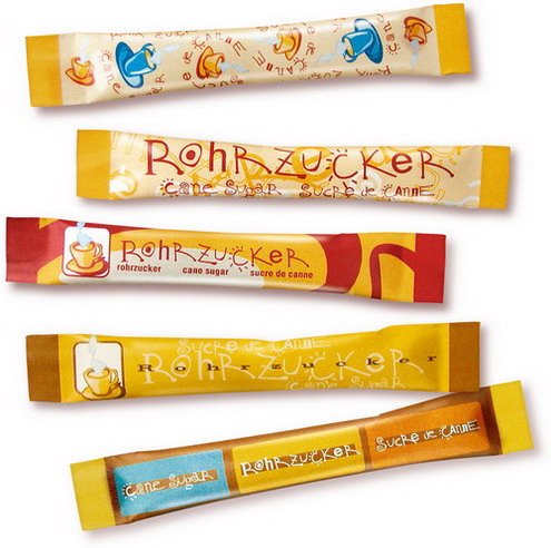 ROHRZUCKER-STICKS von Hellma, Inhalt: 500 Stück à 4 g je Thekendisplay, mit 5 verschiedenen Motiven.