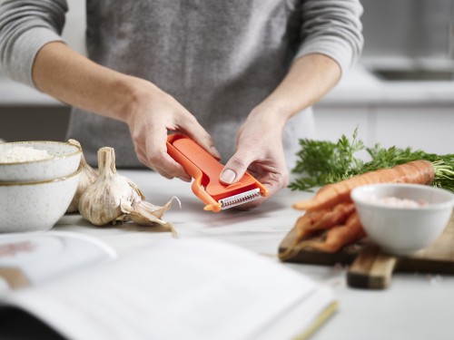 Joseph Joseph SafeStore Julienne-Schäler mit Klingenschutz
