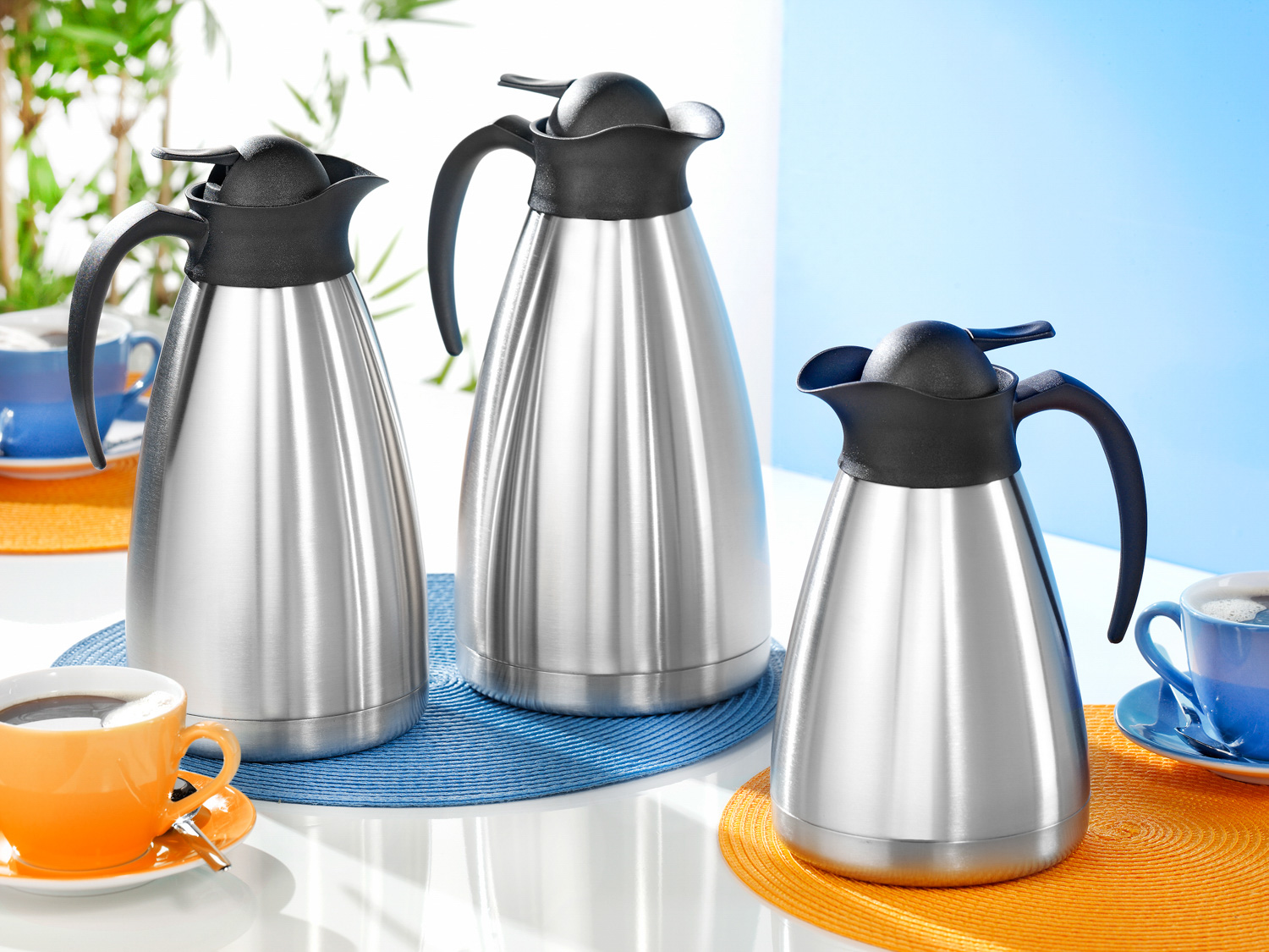 Isolierkanne THERMOART, Inhalt: 2,0 Liter, Höhe: 290 mm, Einhandbedienung, doppelwandiger, mattierter Edelstahl,