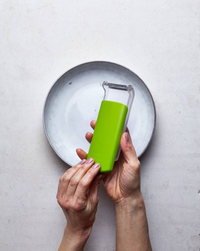 Joseph Joseph PeelStore Schäler mit integrierter Abfallschale