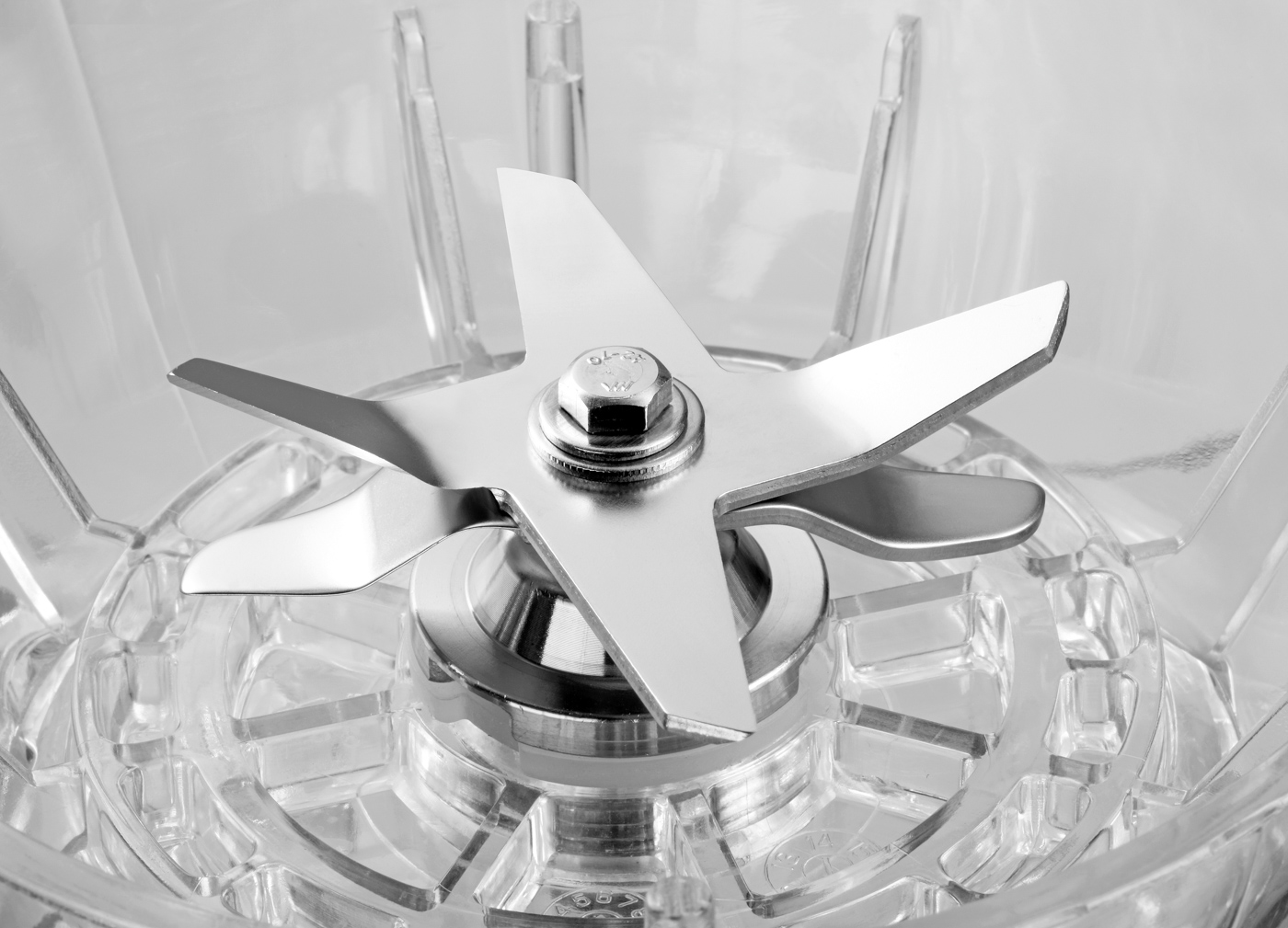 Bartscher Blender PRO TOUCH 2,5L | AusführungMesser: Edelstahl ,6-flügelig | Maße: 24 x 30 x56,5 cm. Gewicht: 9,1 kg