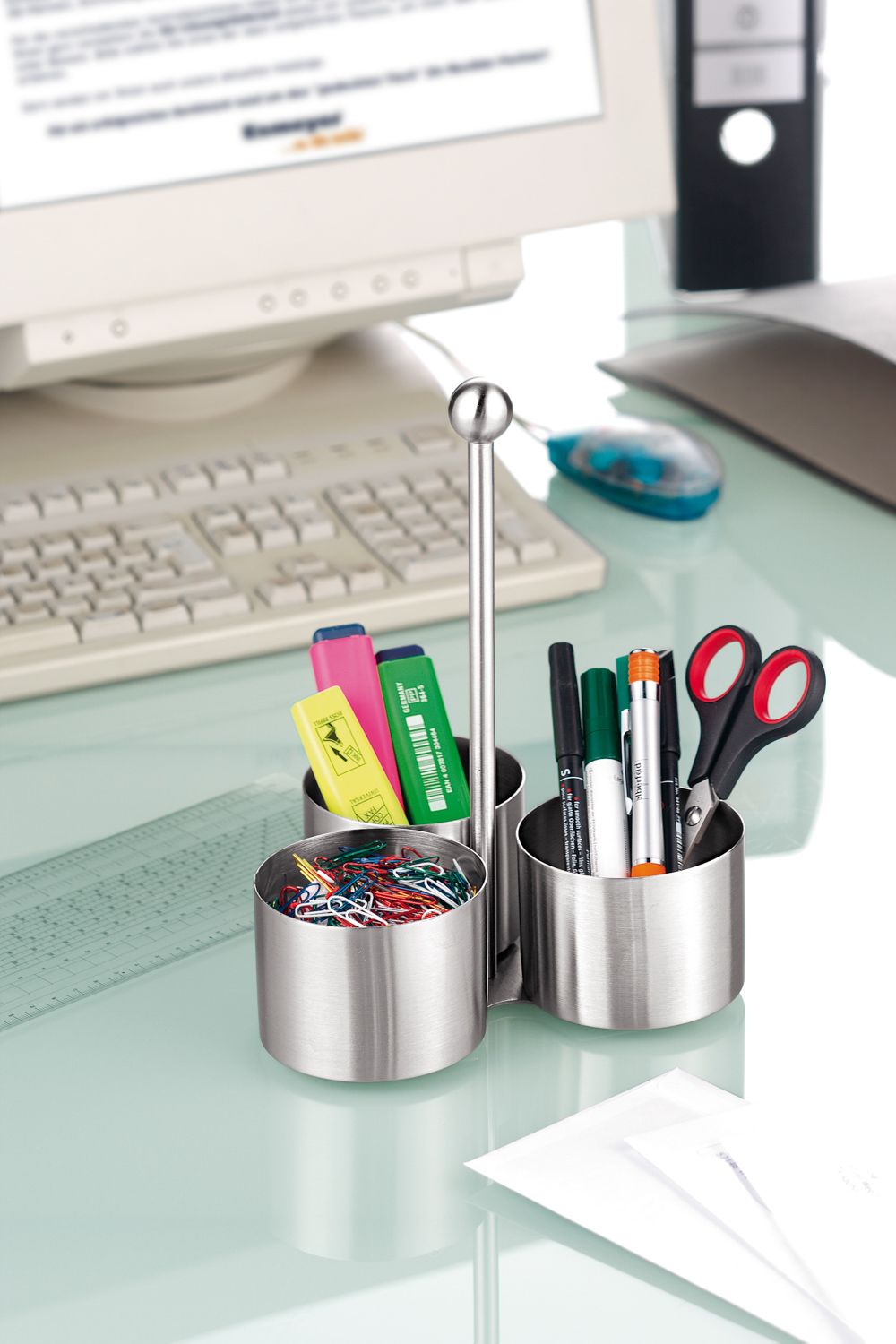 Snack- und Dip-Set BOSTON, Edelstahl 18/10, Maße: 160 x 160 x 240 mm, mit 3 Schalen und einem Halter.