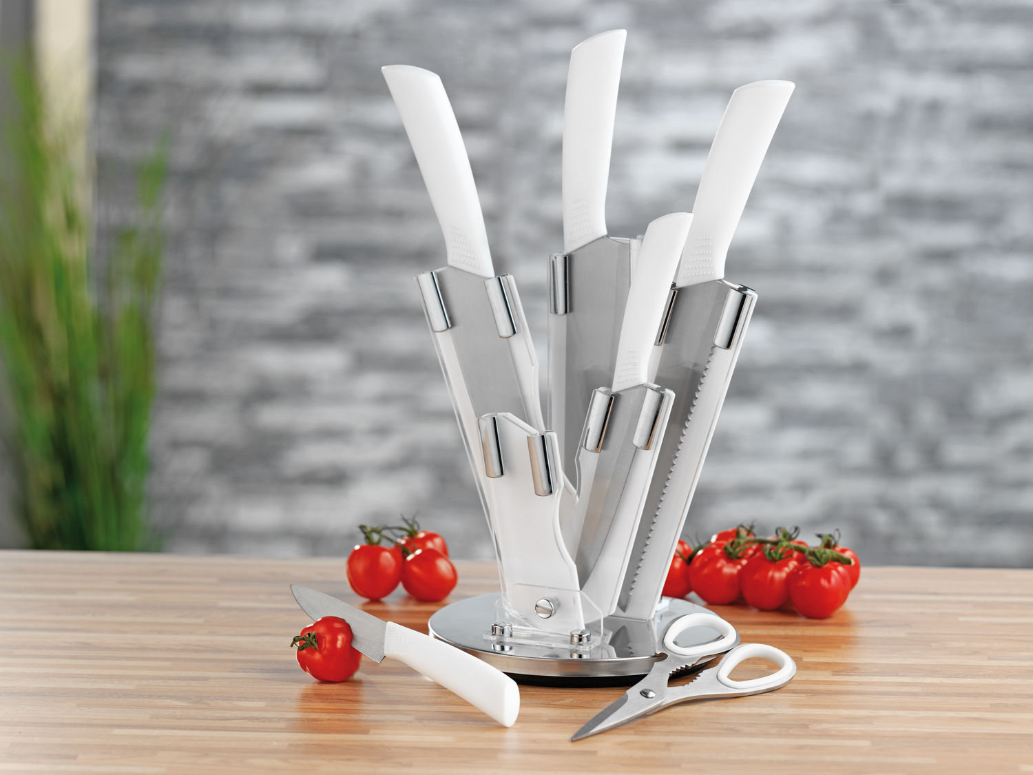7-tlg. Messerset ATLANTIS Klingen aus Spezialstahl, weiße Kunststoffgriffe.