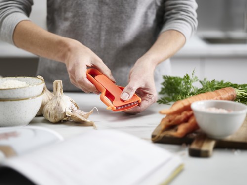 Joseph Joseph SafeStore Julienne-Schäler mit Klingenschutz