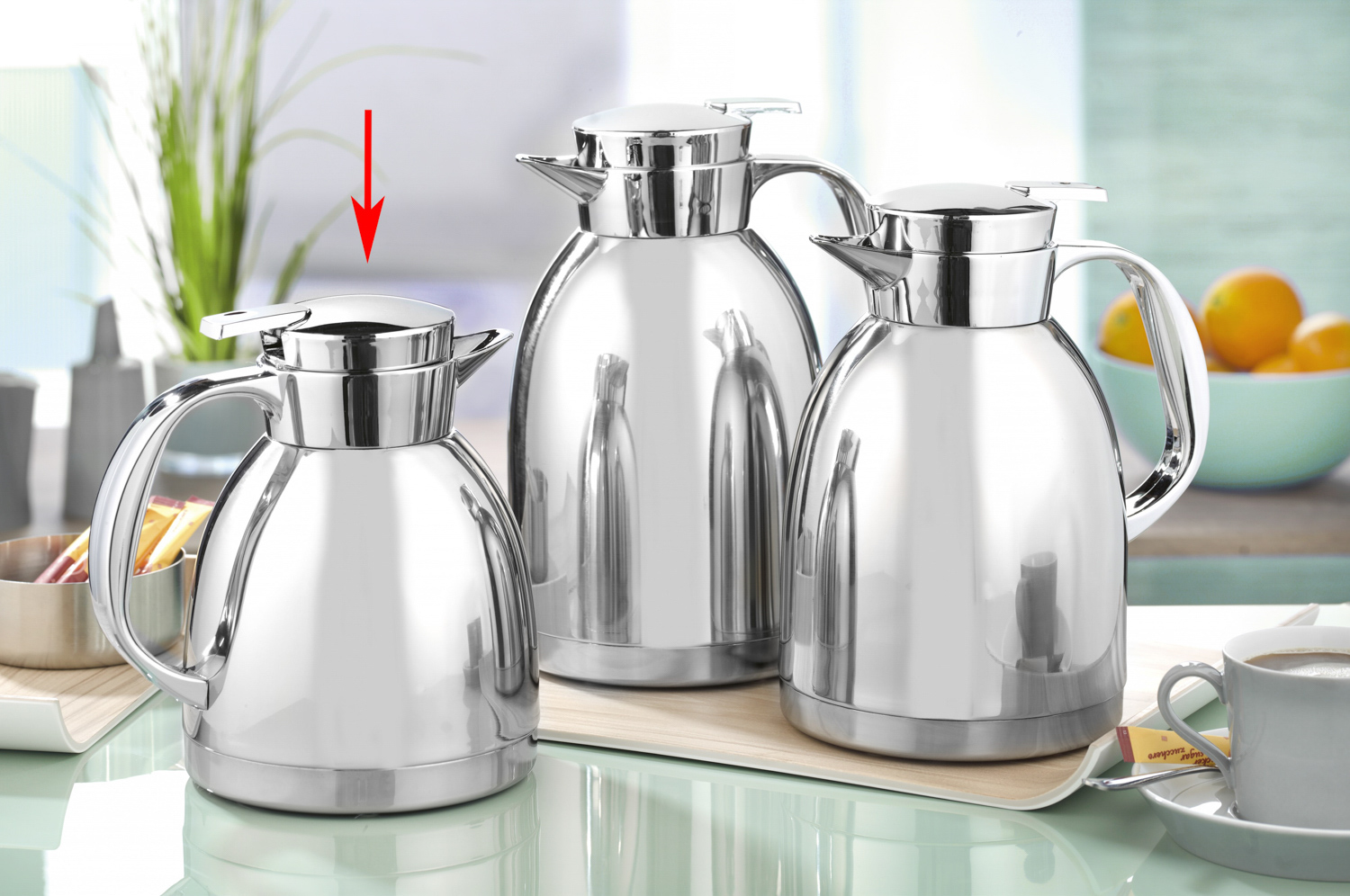 Isolierkanne MAESTRO, Inhalt: 1,0 Liter, Höhe: 194 mm, aus doppelwandigem Edelstahlt 18/8, mit Edelstahleinsatz, Einhandbedienung,