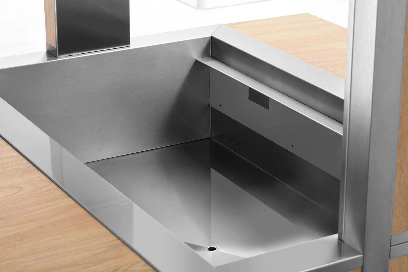 Bartscher Buffetwagen W3110-200U |Temperaturbereich von: 30 °C | Maße: 117 x 125 x151,0 cm. Gewicht: 110,6 kg