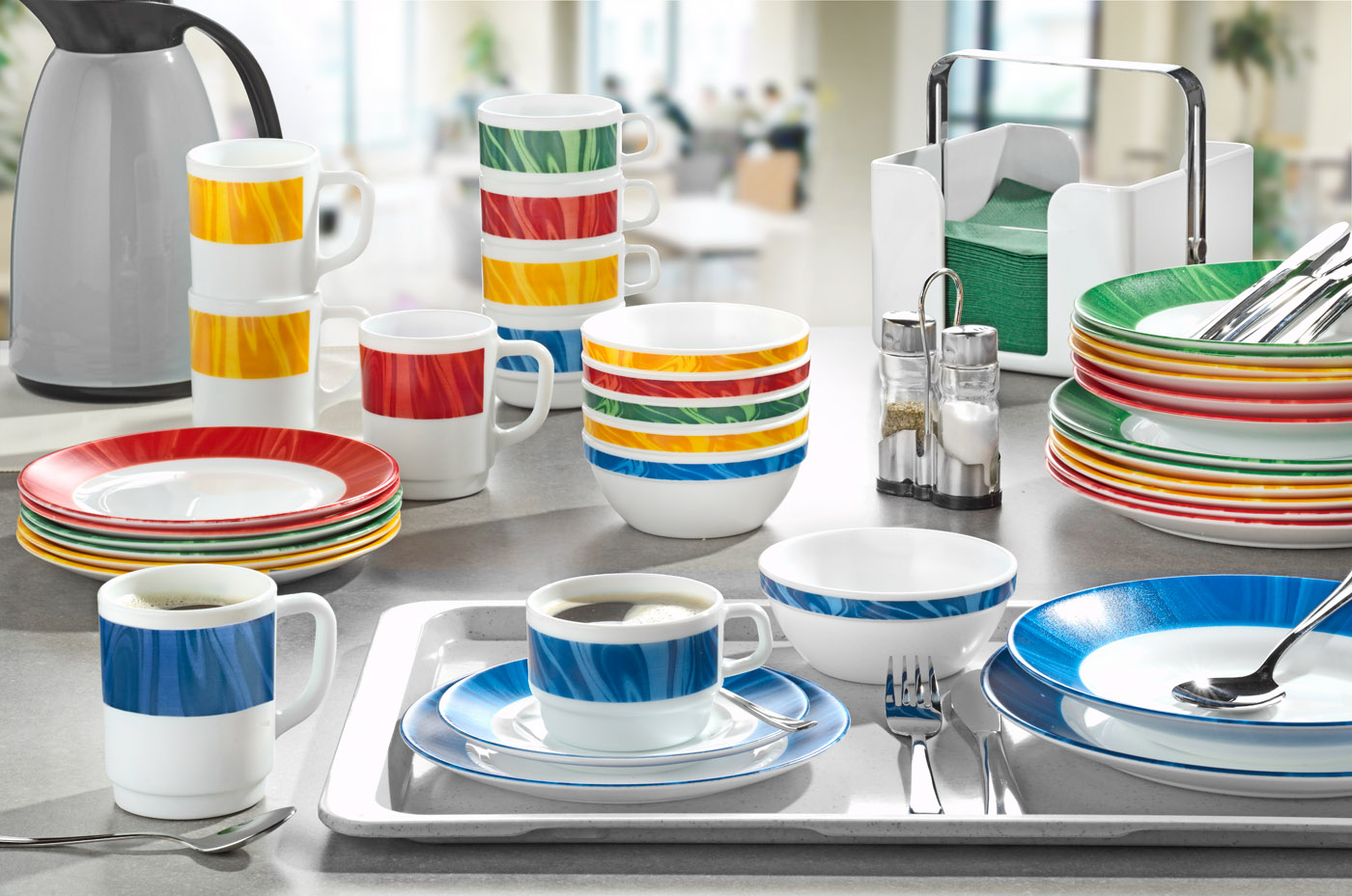 Untertasse NATURA mit blauem Muster. Durchmesser 14 cm, aus Opalglas. Von Bormioli Rocco