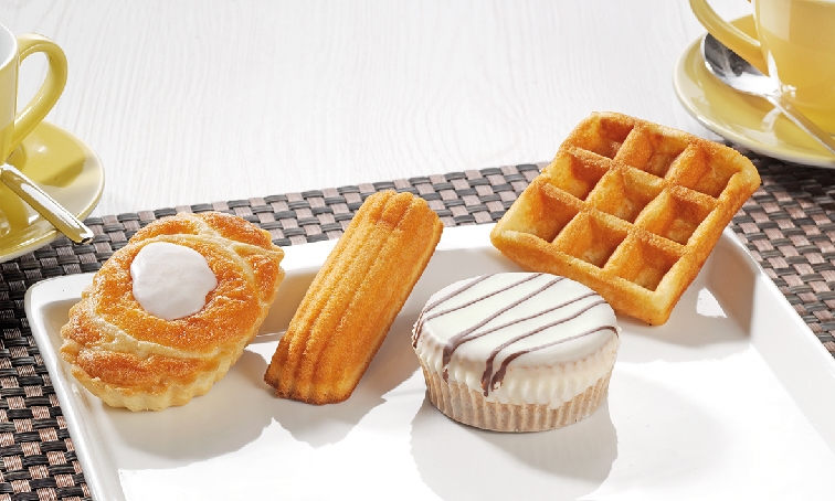 Lotus MADELEINE, Inhalt: 60 Stück à 25 g je Karton.