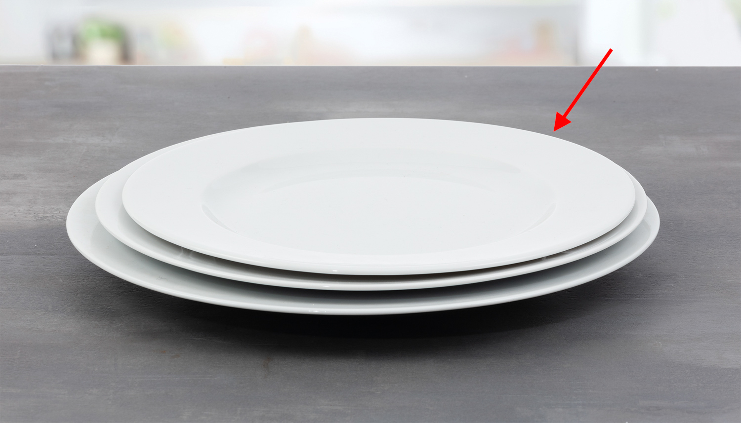 Speiseteller ISTA, Durchmesser 26cm, von caterado, aus weißem Porzellan.