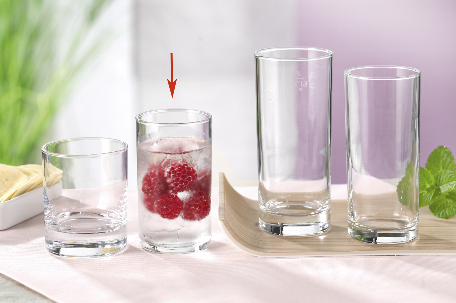 Altbierbecher DÜSSELDORF, Inhalt: 0,26 Liter, Höhe: 105 mm, Durchmesser: 63 mm, Bierglas mit Füllstrich bei 0,2 Liter.